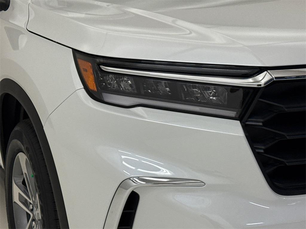 new 2025 Honda Pilot car, priced at $46,295