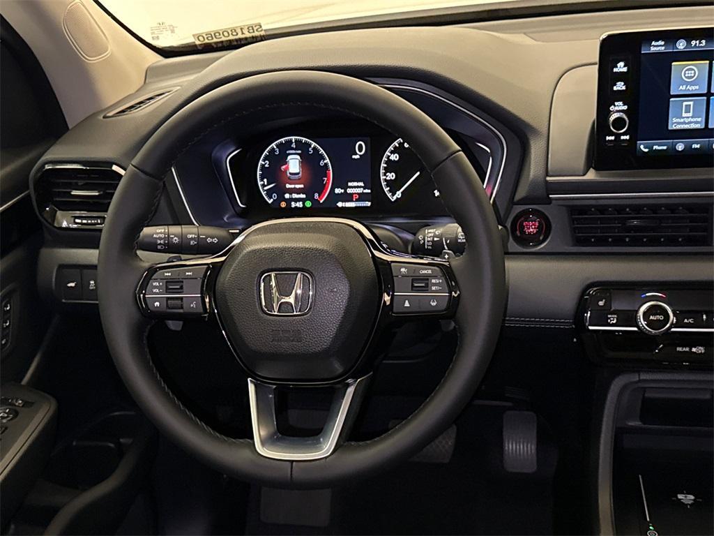 new 2025 Honda Pilot car, priced at $46,295