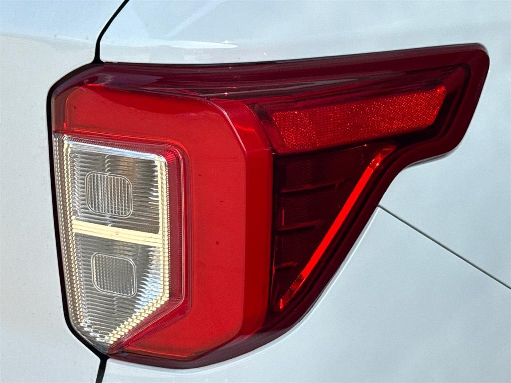 used 2021 Ford Explorer car, priced at $25,846