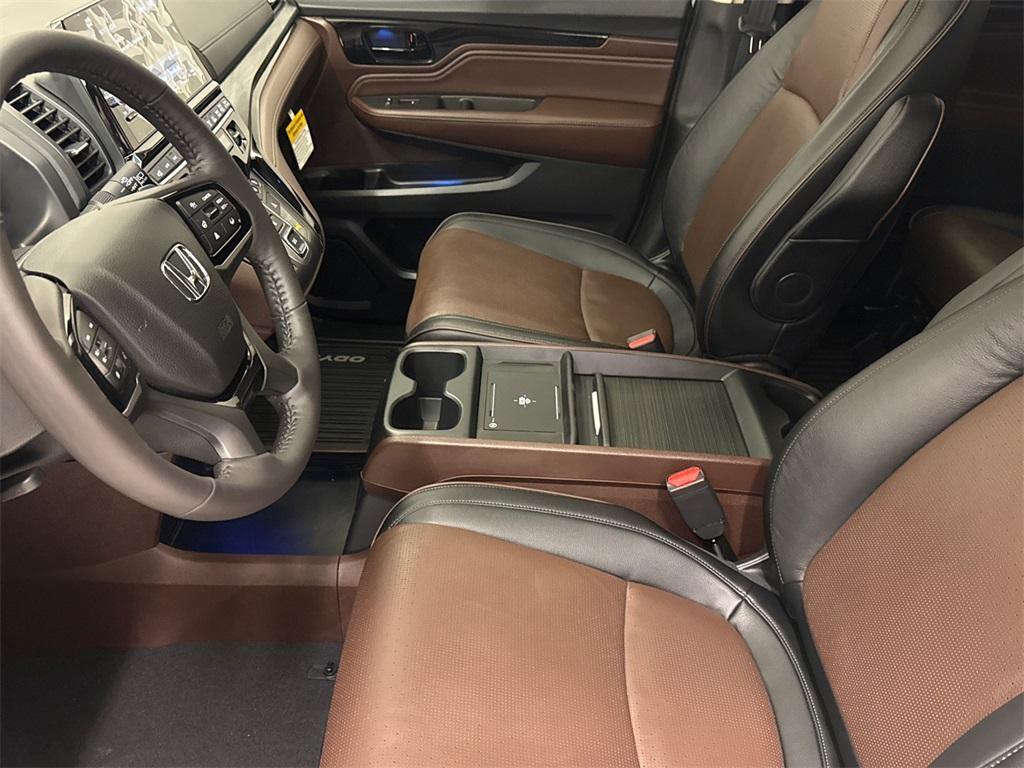 new 2025 Honda Odyssey car, priced at $49,607