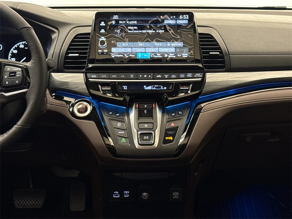 new 2025 Honda Odyssey car, priced at $49,607