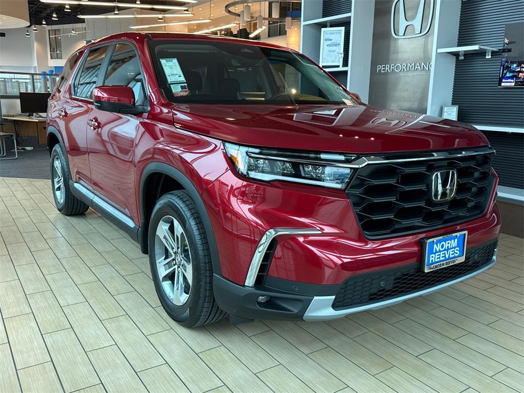 new 2025 Honda Pilot car, priced at $46,940