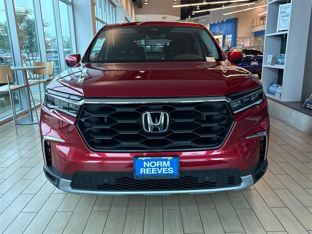 new 2025 Honda Pilot car, priced at $46,940