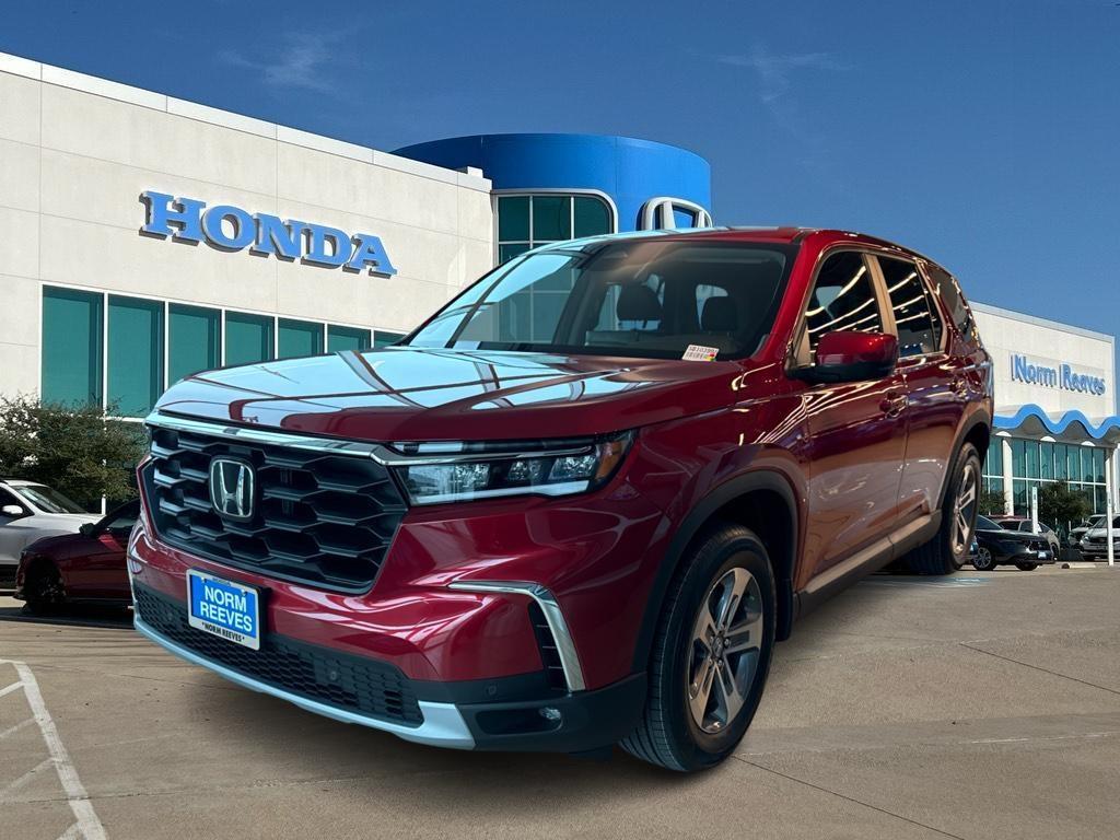 new 2025 Honda Pilot car, priced at $46,940