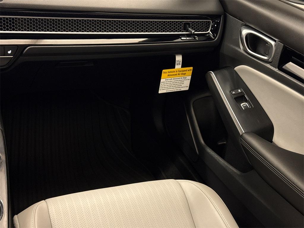 new 2025 Honda Civic Hybrid car, priced at $33,555