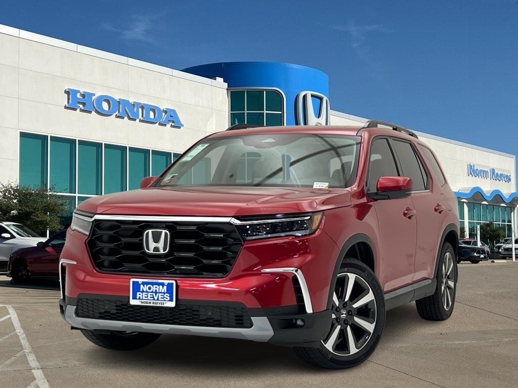 new 2025 Honda Pilot car, priced at $47,850