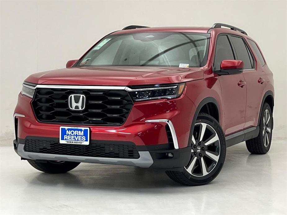 new 2025 Honda Pilot car, priced at $47,850