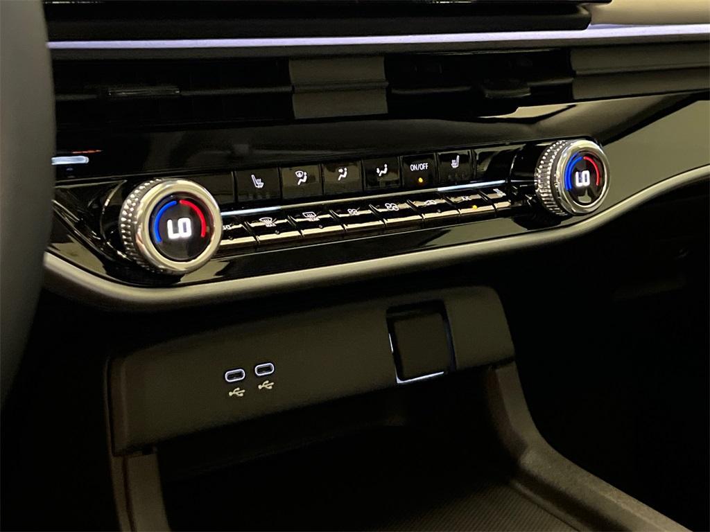 new 2025 Honda Prologue car, priced at $48,696