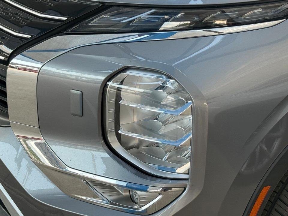used 2022 Mitsubishi Outlander car, priced at $23,193