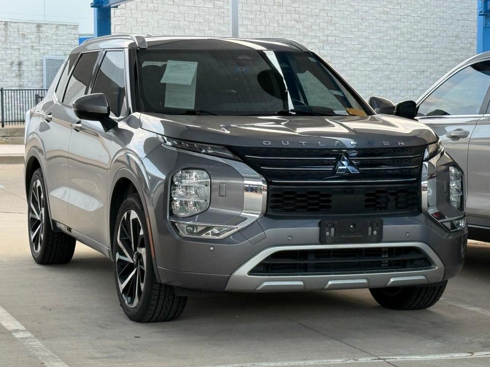 used 2022 Mitsubishi Outlander car, priced at $23,193