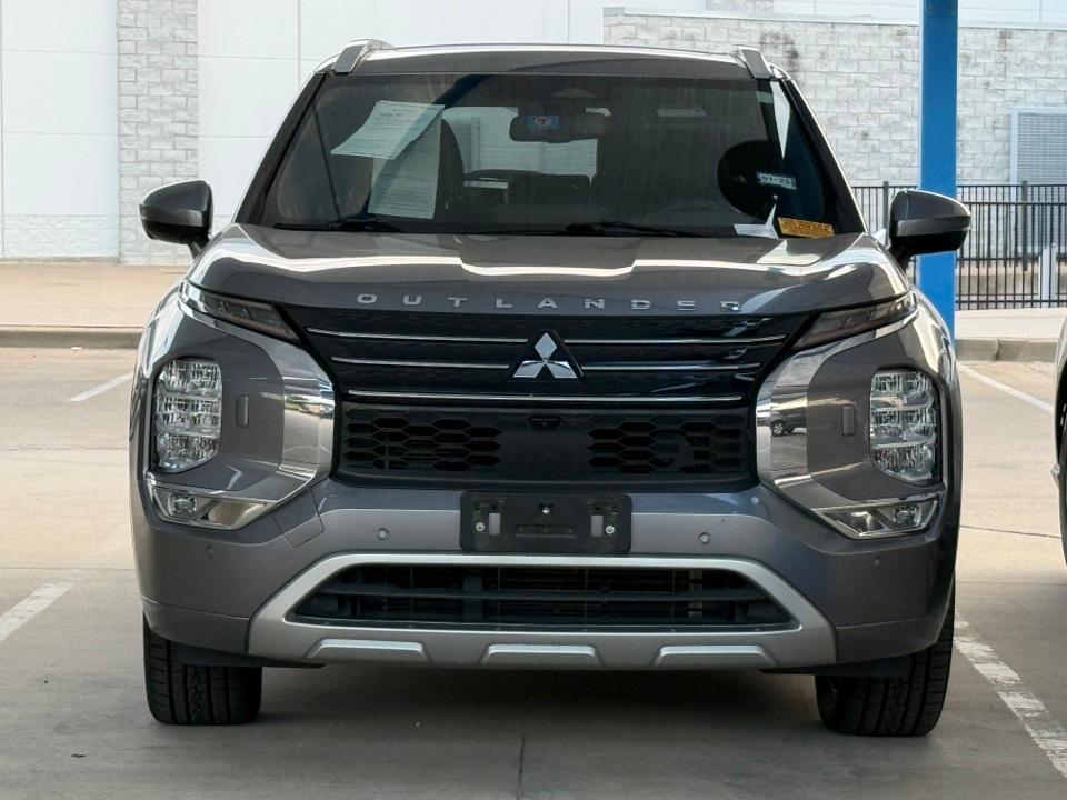 used 2022 Mitsubishi Outlander car, priced at $23,193