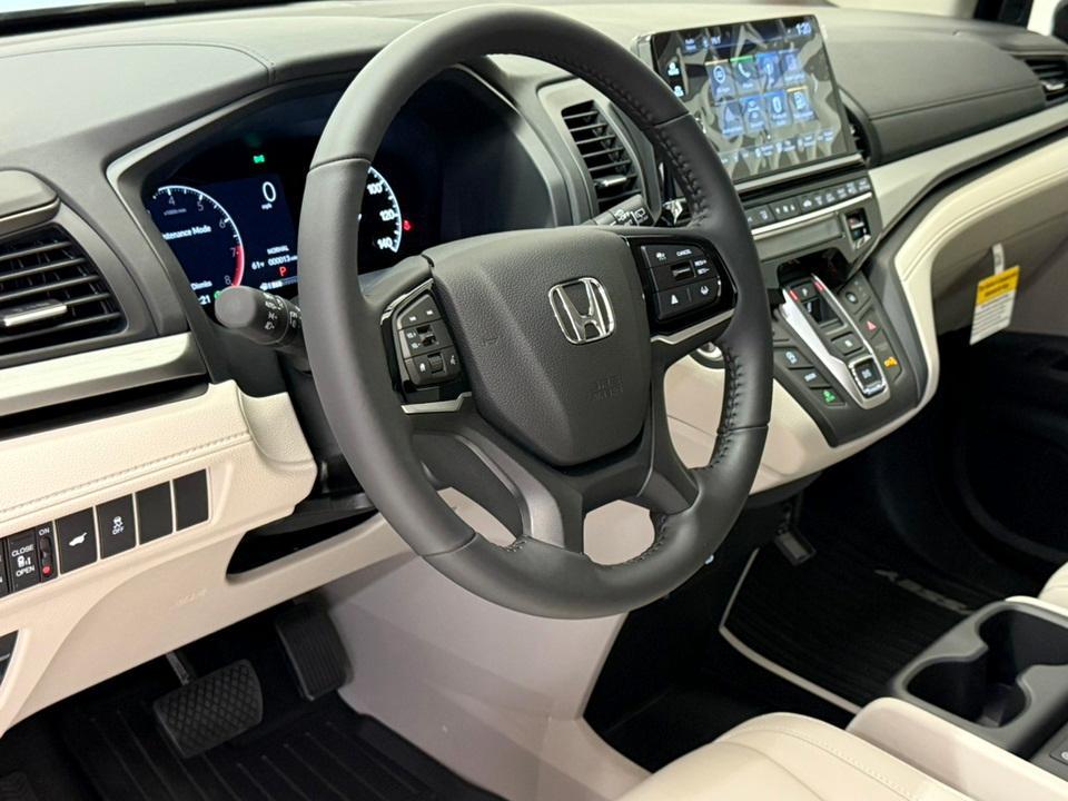 new 2025 Honda Odyssey car, priced at $41,815