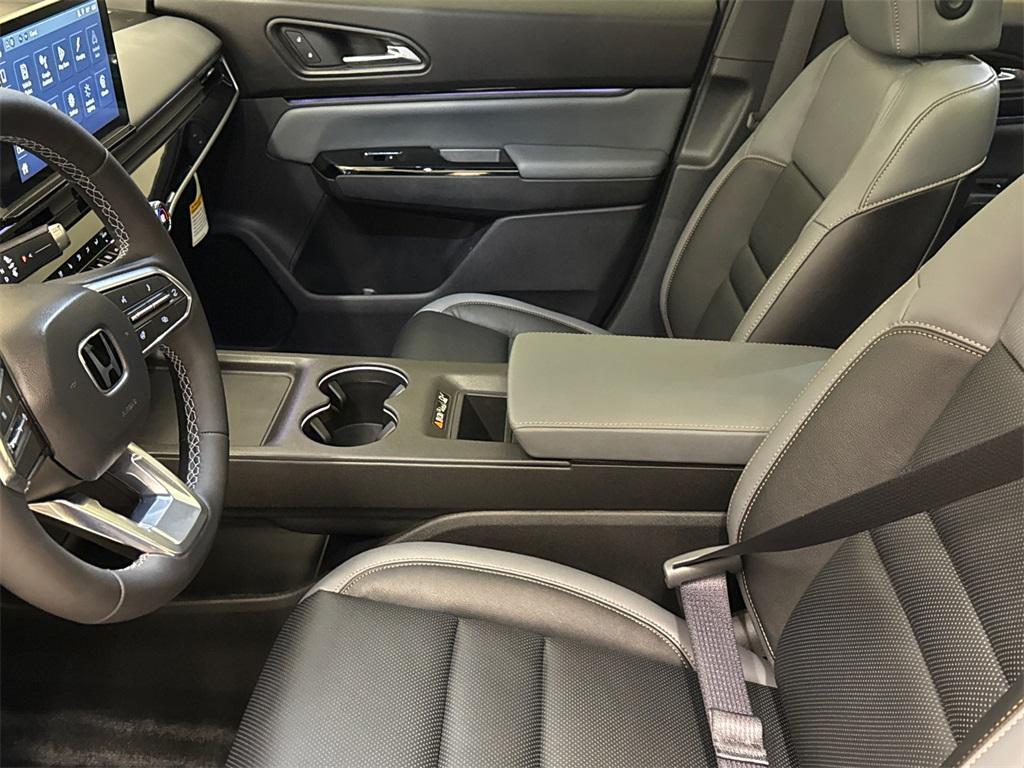 new 2025 Honda Prologue car, priced at $54,703