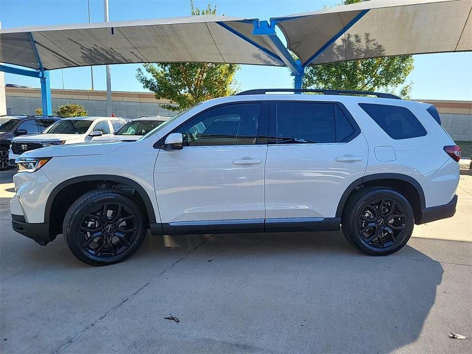 new 2025 Honda Pilot car, priced at $50,500