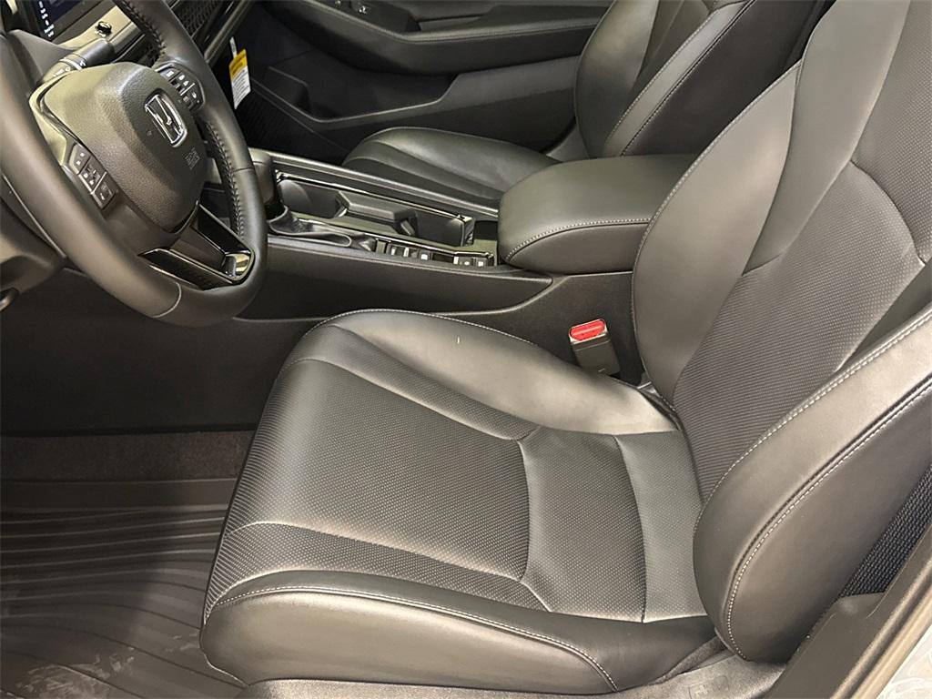 new 2025 Honda Accord Hybrid car, priced at $36,525