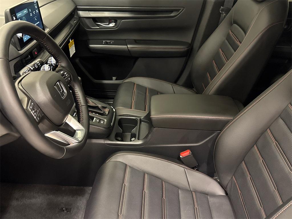 new 2026 Honda CR-V Hybrid car, priced at $39,120
