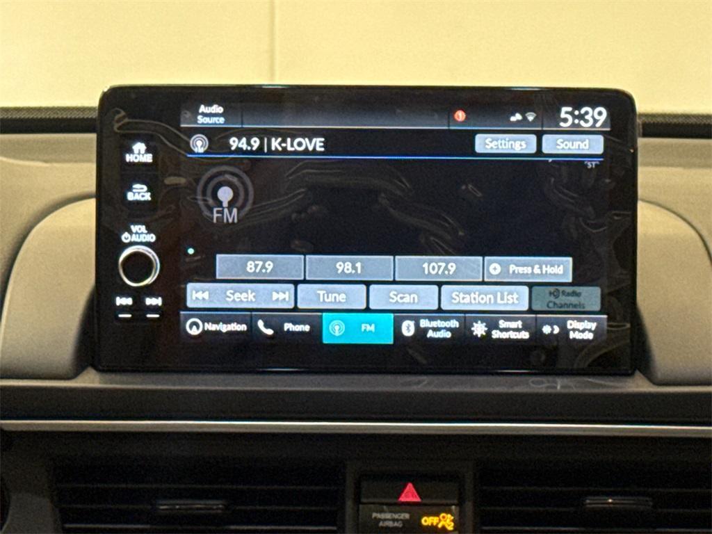 new 2025 Honda Pilot car, priced at $49,700