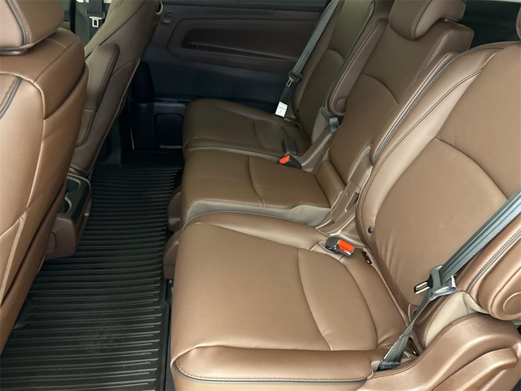 new 2026 Honda Odyssey car, priced at $45,860