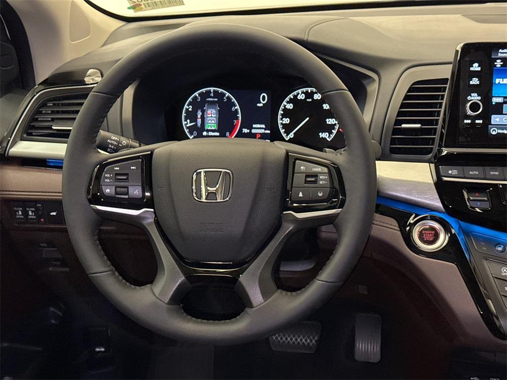 new 2026 Honda Odyssey car, priced at $45,860