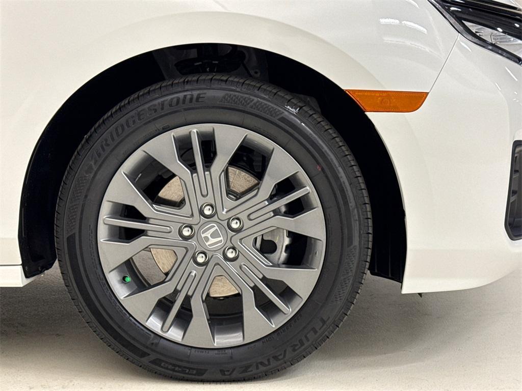 new 2026 Honda Odyssey car, priced at $45,860