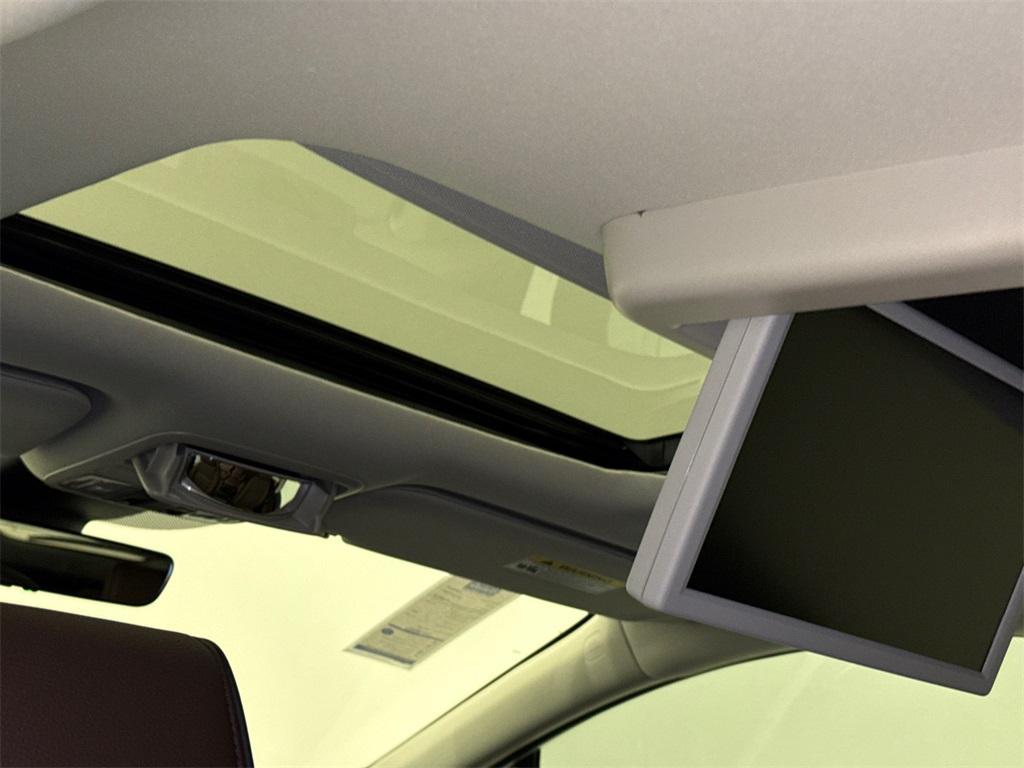 new 2026 Honda Odyssey car, priced at $45,860