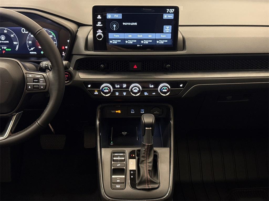 new 2026 Honda CR-V Hybrid car, priced at $38,207