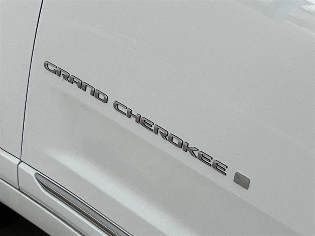 used 2024 Jeep Grand Cherokee car, priced at $53,030