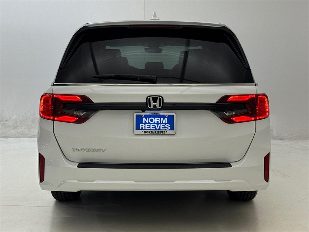 new 2025 Honda Odyssey car, priced at $42,125