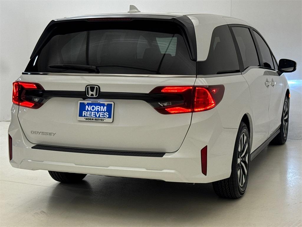 new 2025 Honda Odyssey car, priced at $42,125