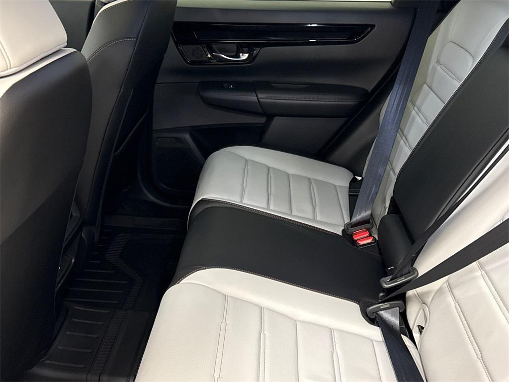 new 2026 Honda CR-V Hybrid car, priced at $43,100