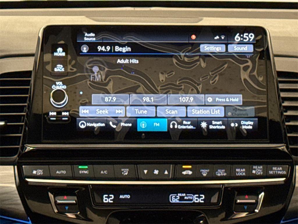 new 2025 Honda Odyssey car, priced at $52,085