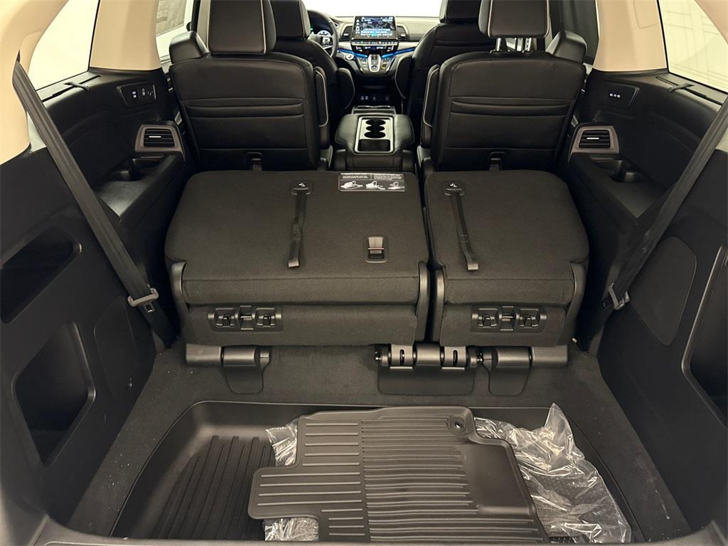 new 2025 Honda Odyssey car, priced at $52,085