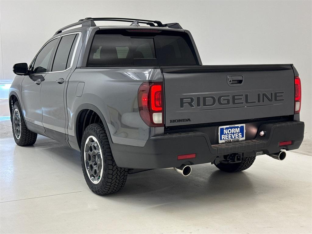 new 2024 Honda Ridgeline car, priced at $44,238