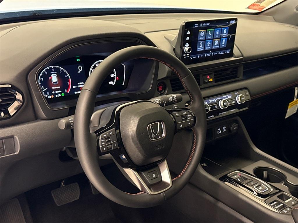 new 2025 Honda Pilot car, priced at $48,814