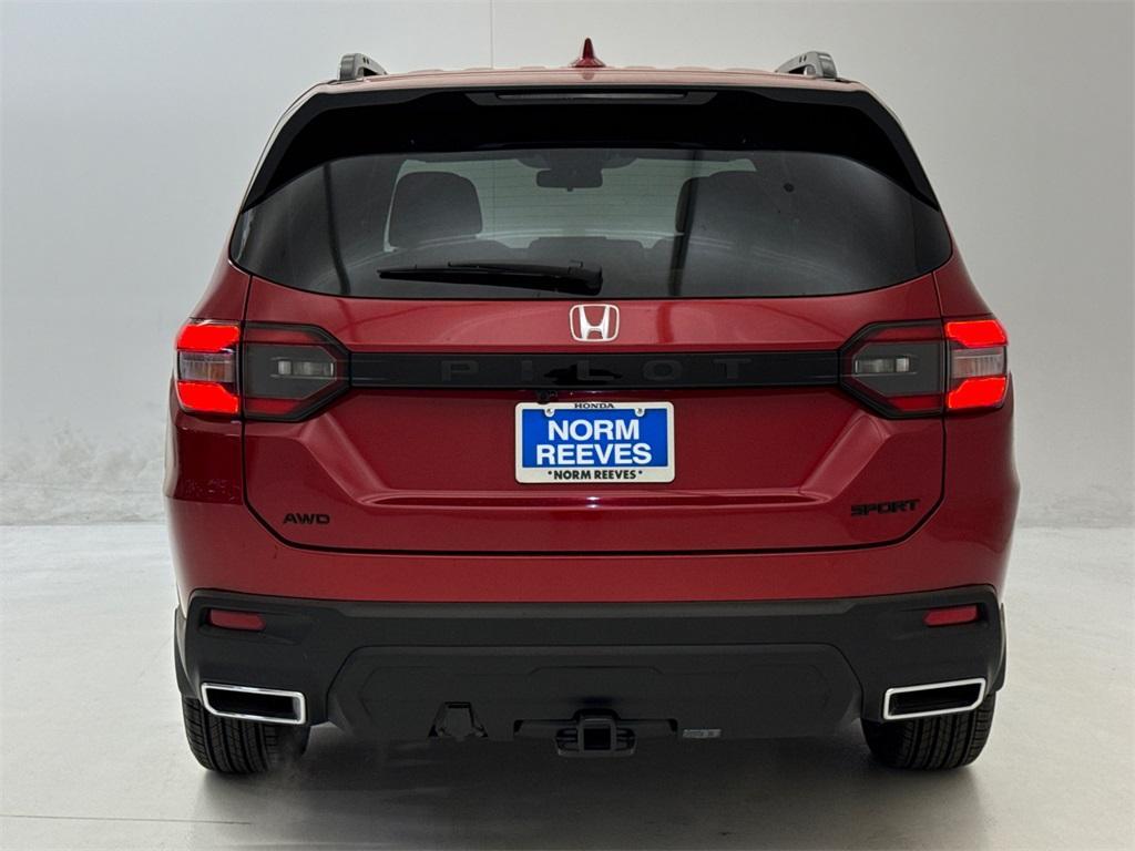 new 2025 Honda Pilot car, priced at $42,980
