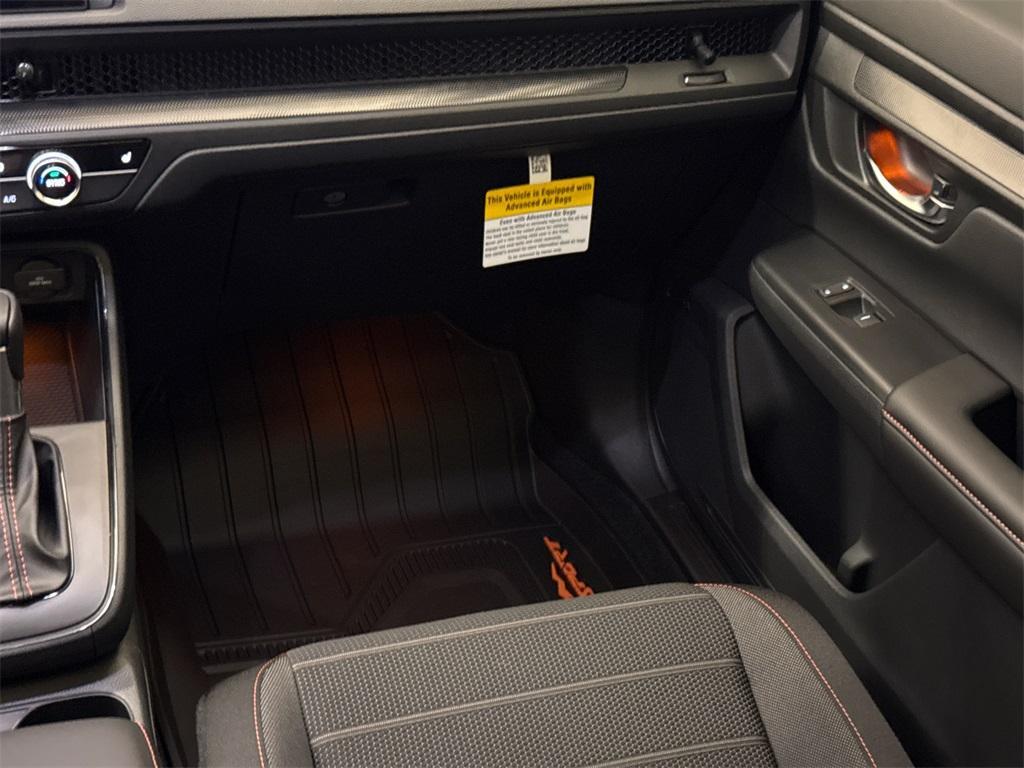 new 2026 Honda CR-V Hybrid car, priced at $39,650
