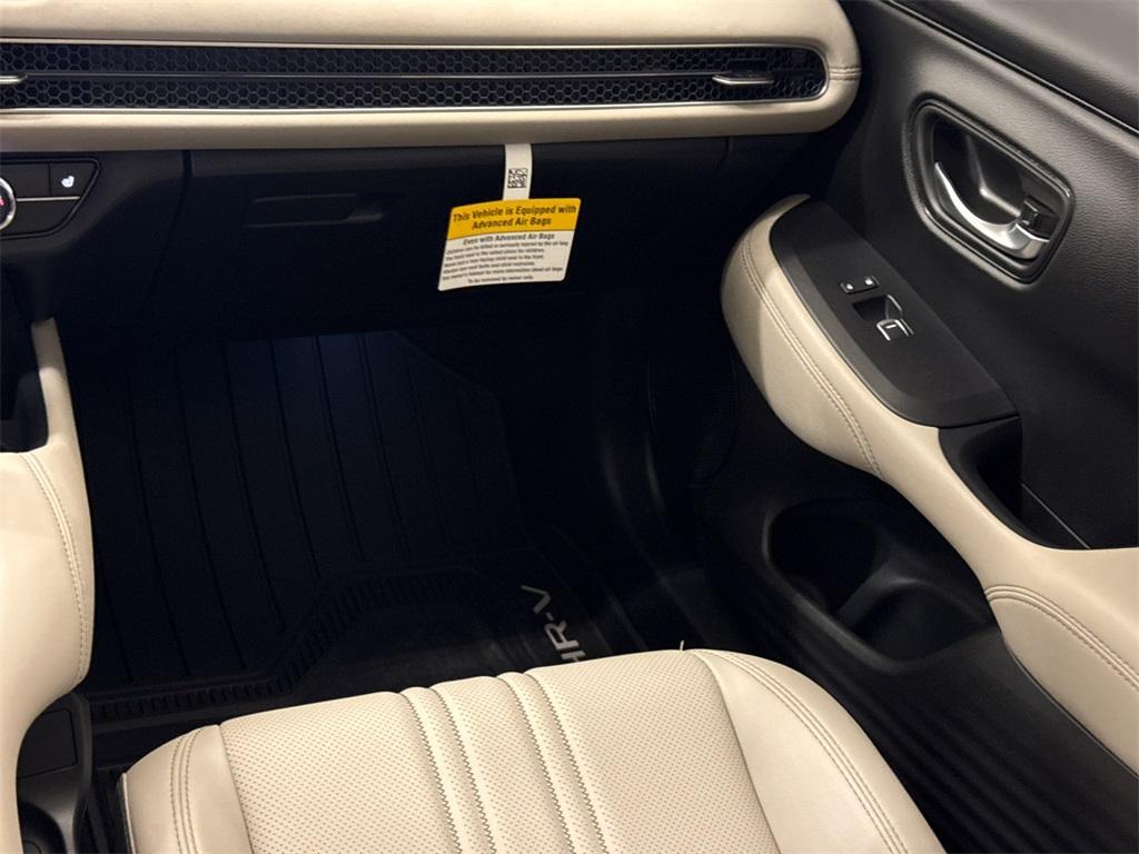 new 2026 Honda HR-V car, priced at $31,900