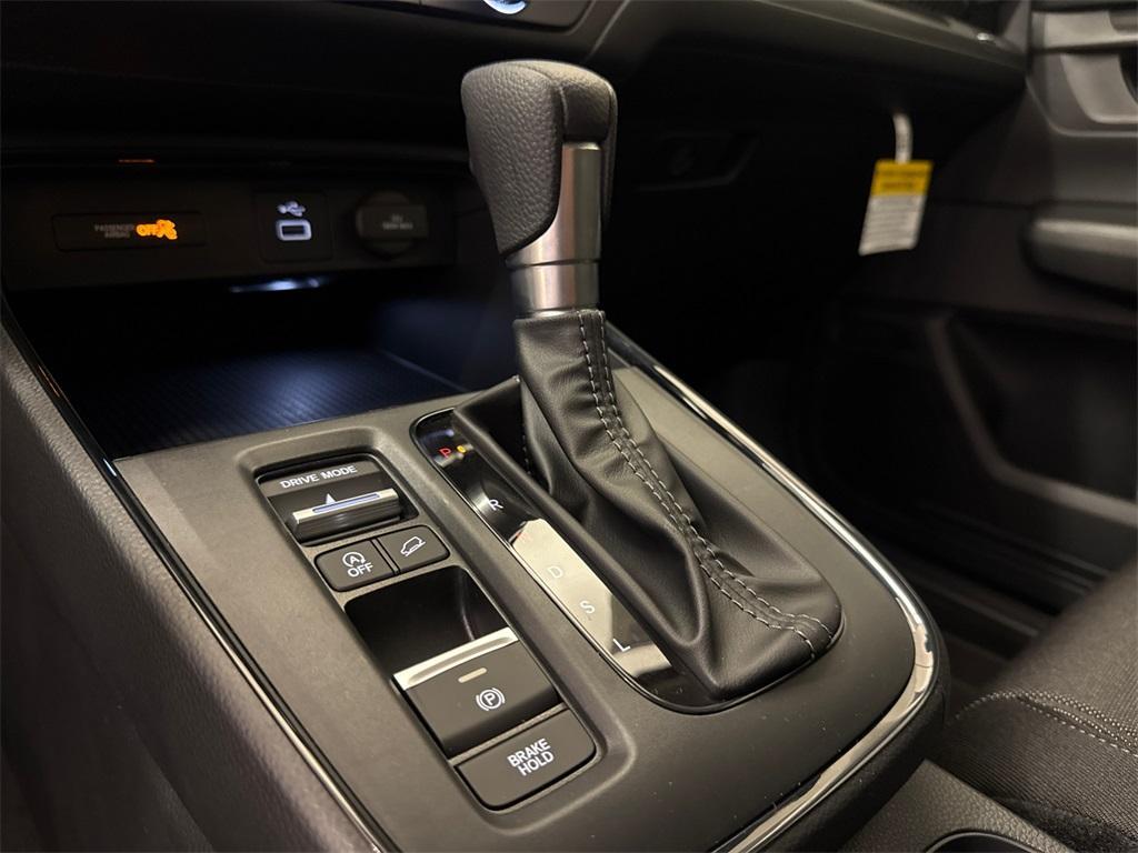 new 2025 Honda CR-V car, priced at $31,995