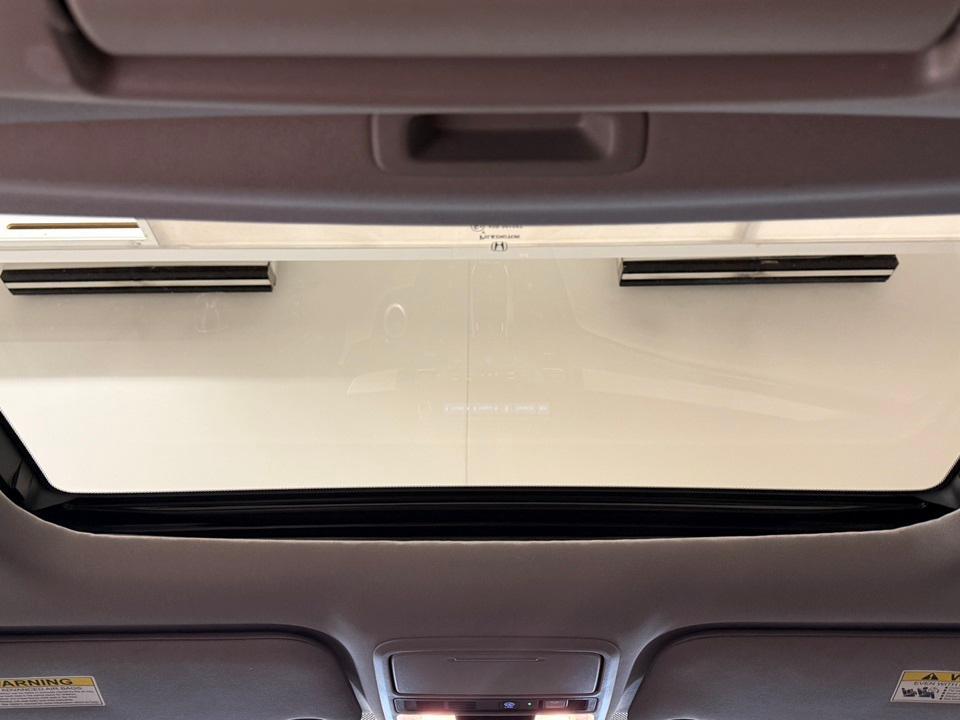 used 2023 Honda Odyssey car, priced at $33,968