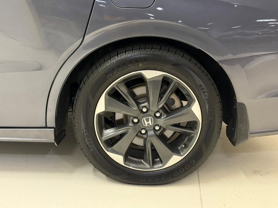 used 2023 Honda Odyssey car, priced at $33,968