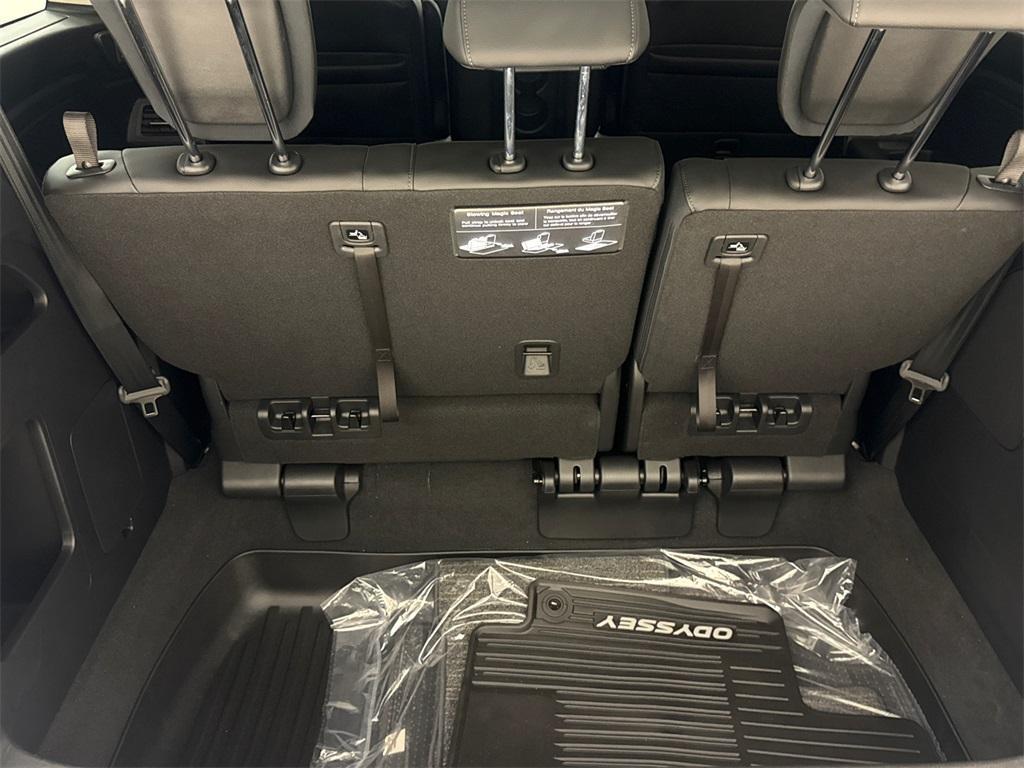 new 2025 Honda Odyssey car, priced at $42,720