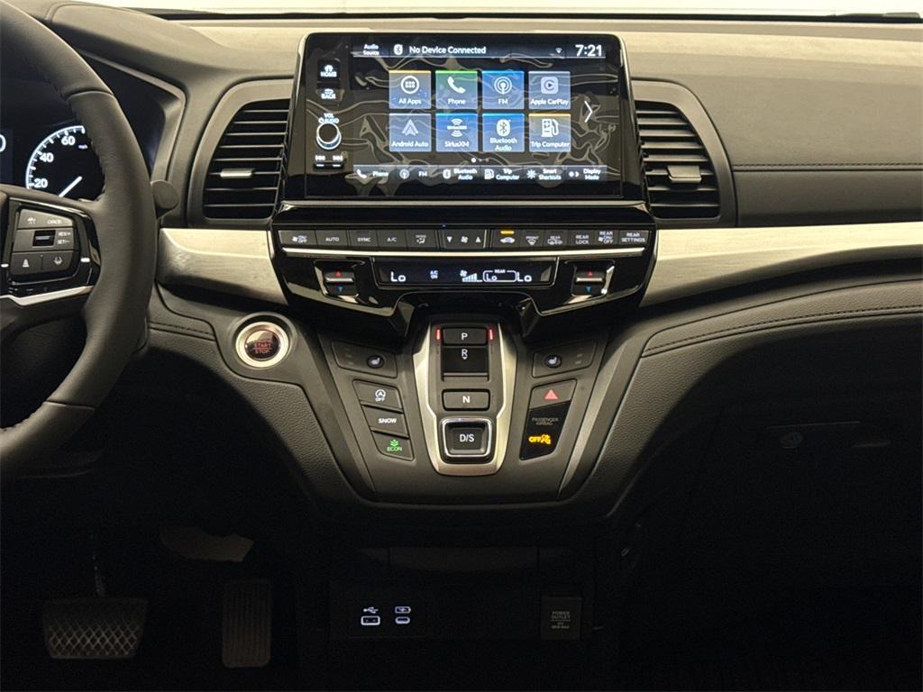 new 2025 Honda Odyssey car, priced at $42,720