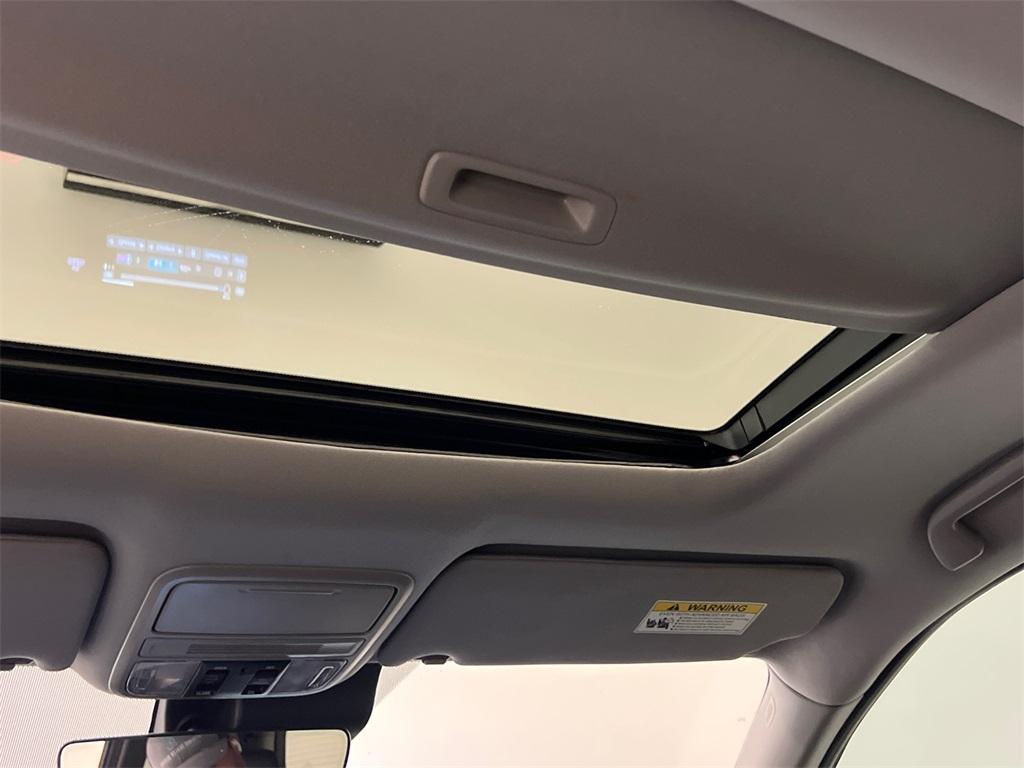 used 2022 Honda Pilot car, priced at $33,704