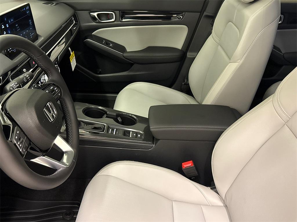 new 2025 Honda Civic Hybrid car, priced at $33,800