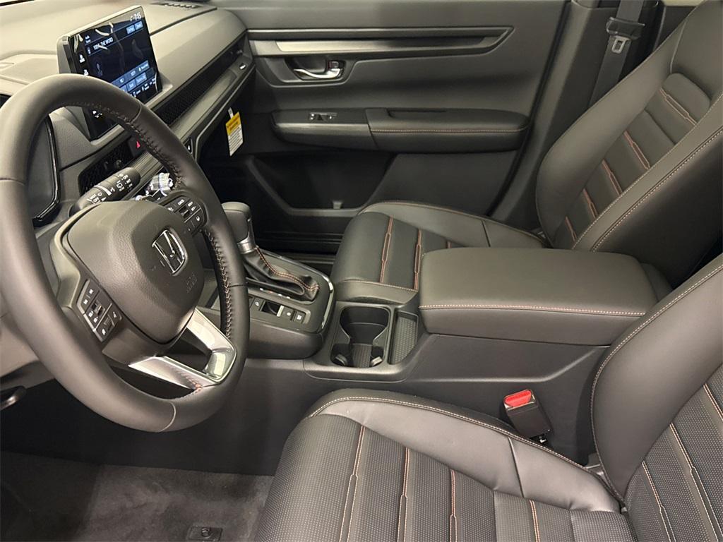 new 2025 Honda CR-V Hybrid car, priced at $37,719
