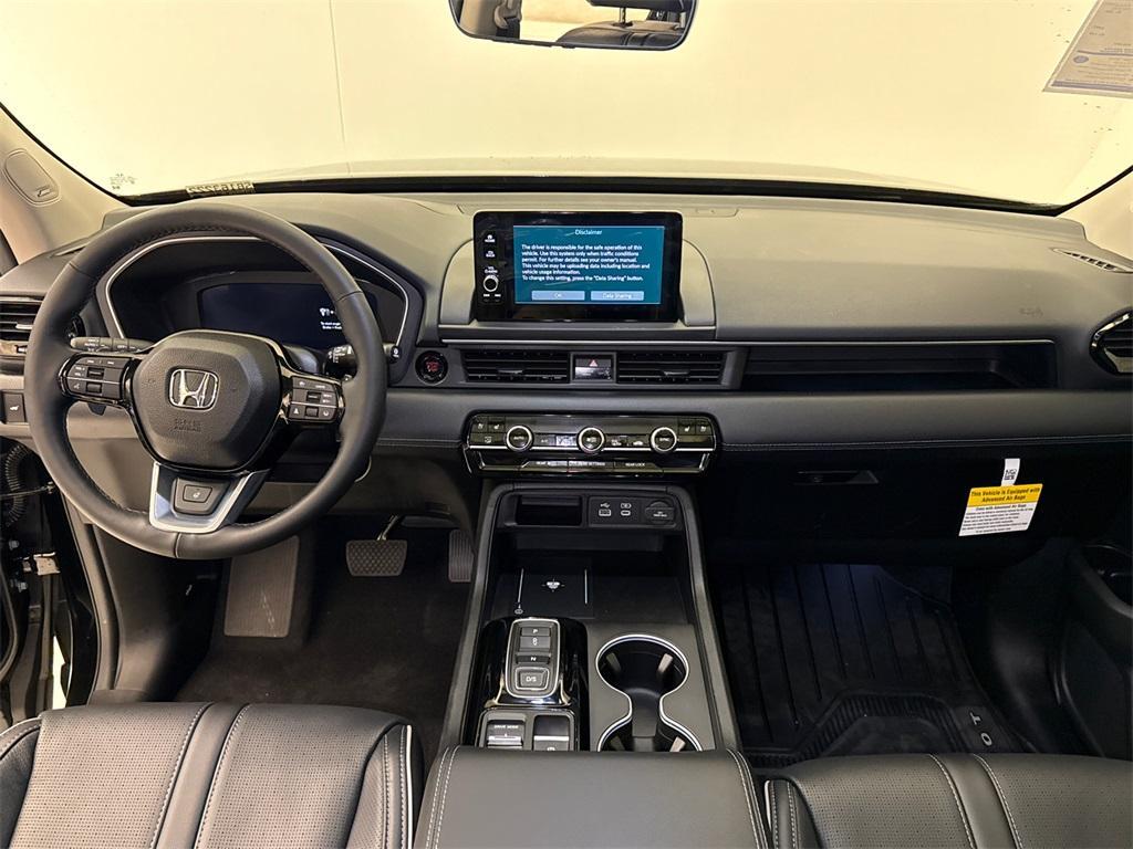 new 2025 Honda Pilot car, priced at $51,170