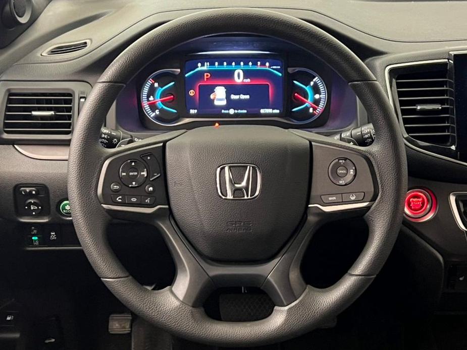 used 2022 Honda Pilot car, priced at $27,993