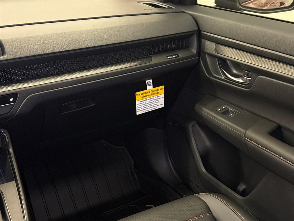 new 2026 Honda CR-V Hybrid car, priced at $40,116