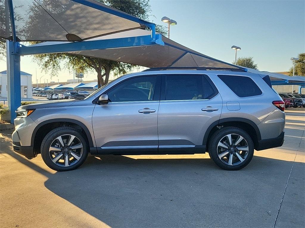 new 2025 Honda Pilot car, priced at $46,678