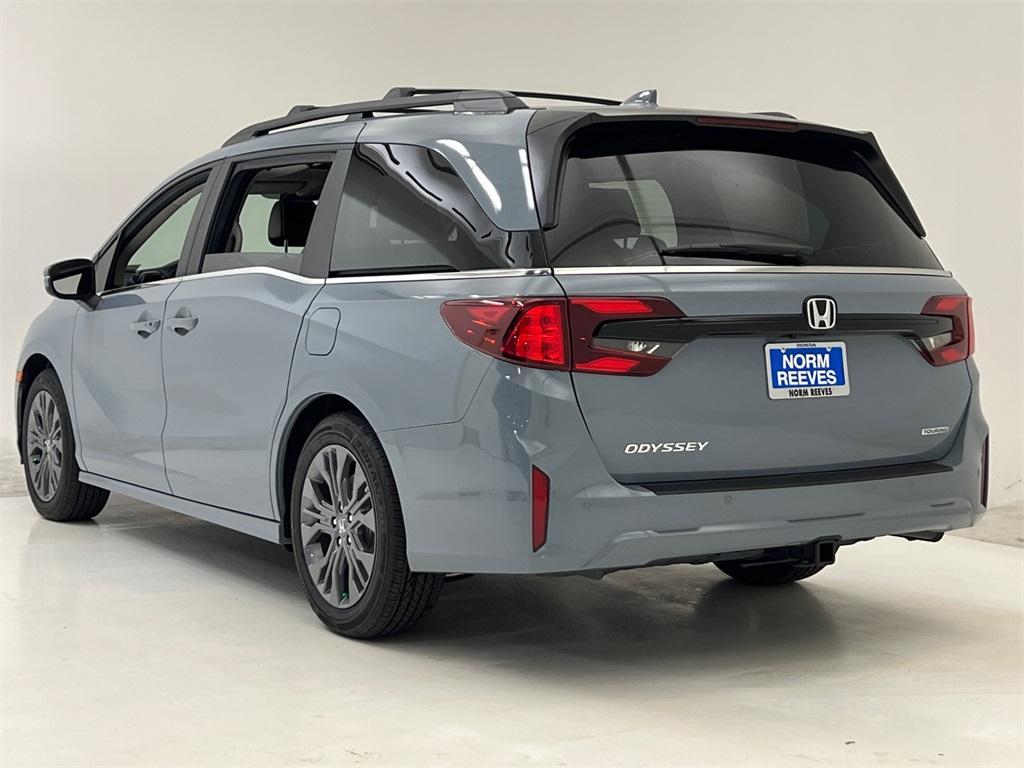 new 2025 Honda Odyssey car, priced at $46,717